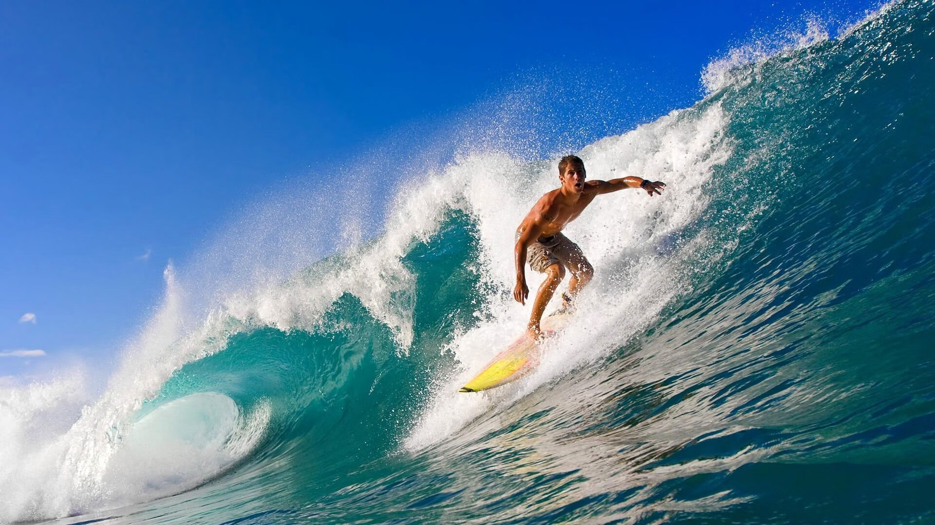 爱游戏全站-中国女篮又有麻烦了？日本队或归化超级内线：张子宇能打爆她吗？